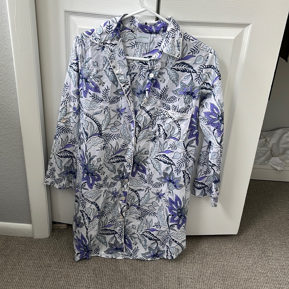 COPY - Julia Amory husband shirt